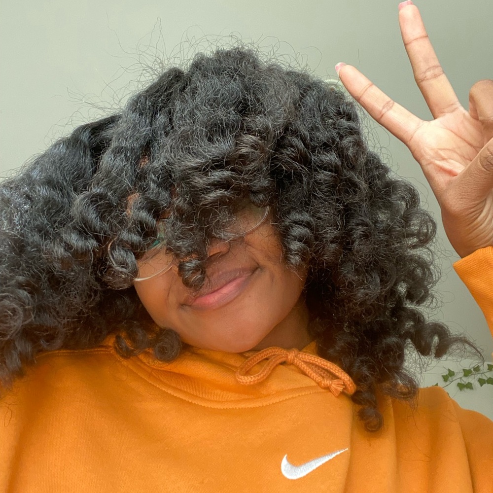 Meet your Posher, Sade